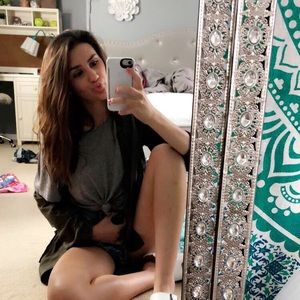 Meet your Posher, Hailey